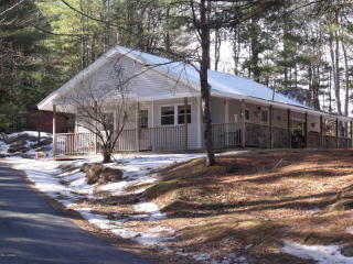 1027 Alden Ave, Riverbank, NY 12885-3821