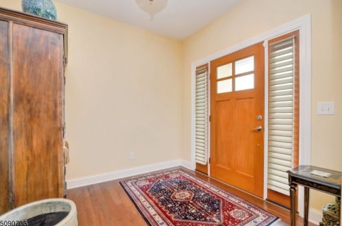 11 Park Pl, Mountain Lakes, NJ 07046-1000
