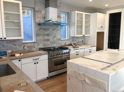 3373 Moncrieff Pl, Denver, CO 80211-3163