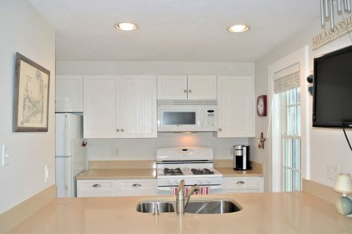 21 Brant Rock Rd, Mashpee MA exterior