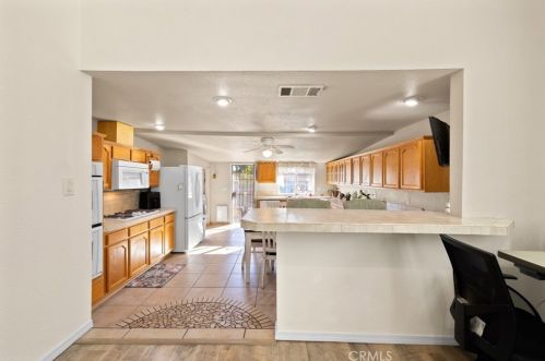 625 8th St, San Bernardino CA  92410-2916 exterior