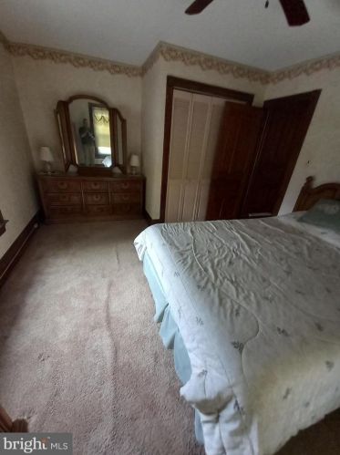 323 Columbia Ave, Lansdale PA 19446-3312 exterior