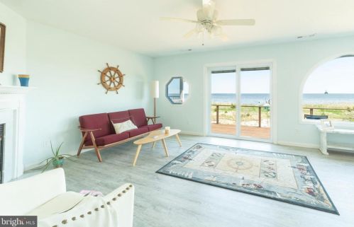 107 Sandpiper Dr, Slaughter Beach DE  19963-4923 exterior