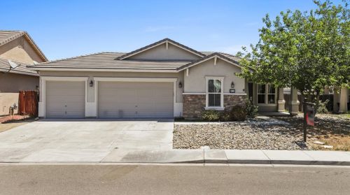 215 Tower Way, Newman, CA 95360-9567