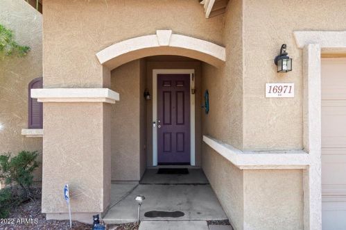 16971 Central St, Sun City, AZ 85388-1515
