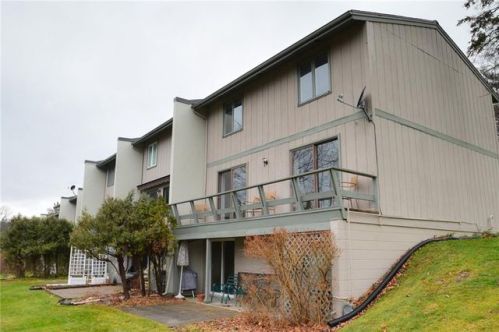 1 Harbour Ln, Canandaigua, NY 14424-8959
