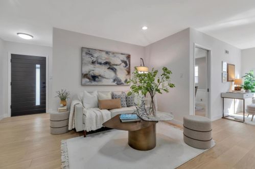 6826 Westmoor Way, San Jose, CA 95129-3750
