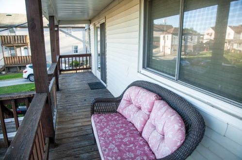 1221 Crest Ave, North Charleroi, PA 15022-2009