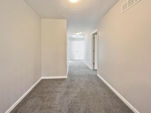 7954 Narrow Leaf Dr, Blacklick OH  43004-6045 exterior