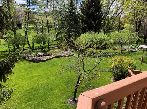 13045 Wade Dr, Waukesha, WI 53151-9012