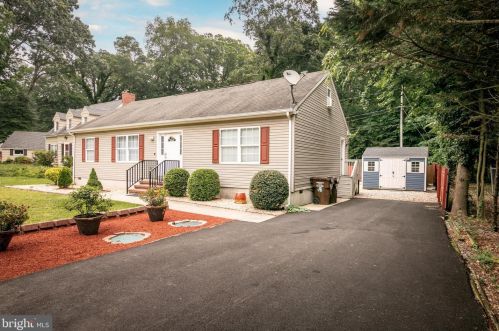 25145 Pine Rd, Seaford, DE 19973-8624
