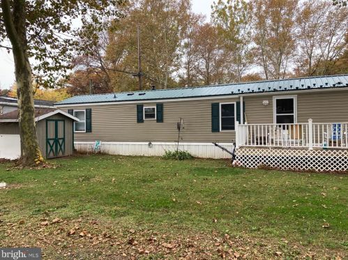 429 Hilton Head Ave, Carlisle, PA 17015-8523