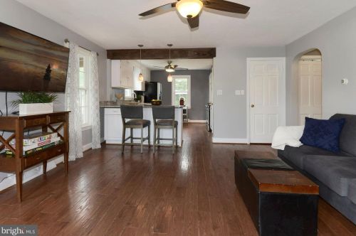 17516 Harmony Church Rd, Hamilton VA  20158-9040 exterior