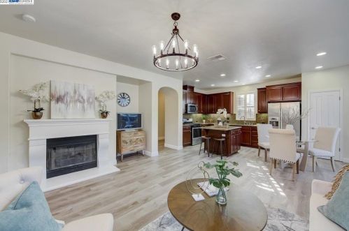 3234 Browntail Way, San Ramon CA  94582-5242 exterior