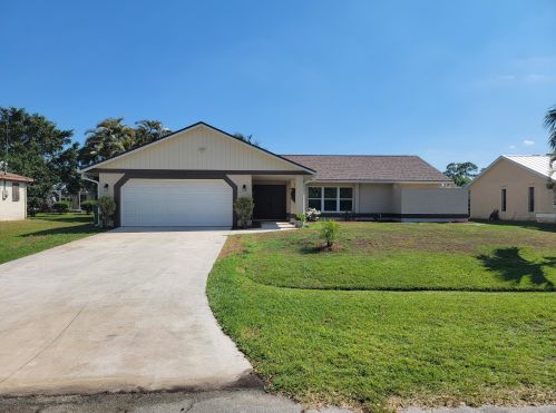 2415 Mountwell St, Fort Pierce, FL 34984-5016