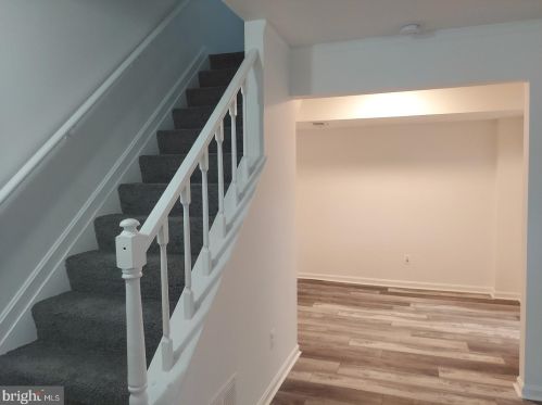 9901 Hagel Cir, Lorton, VA 22079-4306