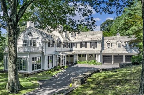 422 Scarborough Rd, Briarcliff, NY 10510-2018