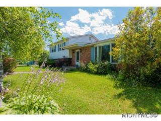 6127 Quarry Rd, Whitelaw, NY 13032-4305