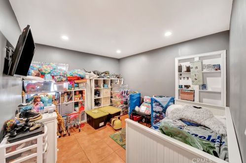 17119 Saticoy St, Van Nuys CA 91406-2146 exterior