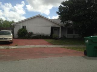 20421 122nd Pl, Miami, FL 33177-5639