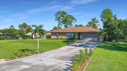 16745 Burns Dr, Town Of Loxahatchee Groves, FL 33470-4155