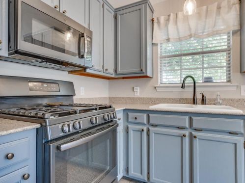 1100 Prospect Dr, Lewisville TX  75028-2548 exterior