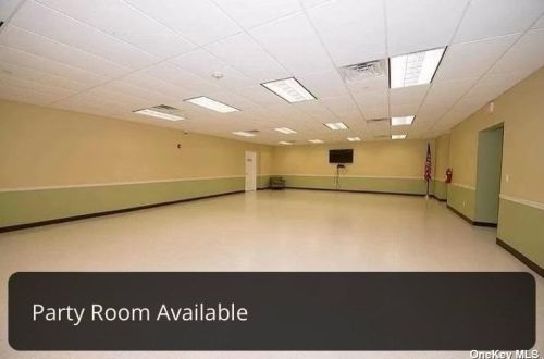 274 Medea Way, Central Islip NY  11722-4540 exterior