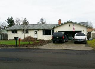 3064 Lorraine Ave, Roseburg, OR 97471-2436