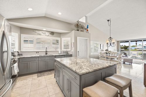 621 Ocean Dunes Cir, Jupiter FL  33477-9115 exterior