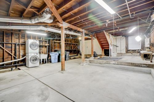 177 Elm Ave, San Bruno CA  94066-5402 exterior