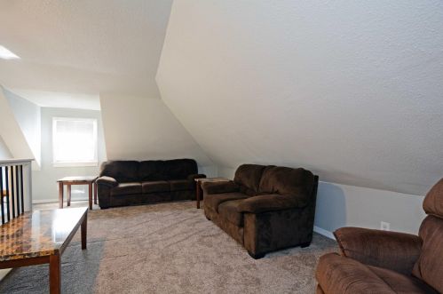 4000 Dupont Ave, Minneapolis MN  55412-1613 exterior