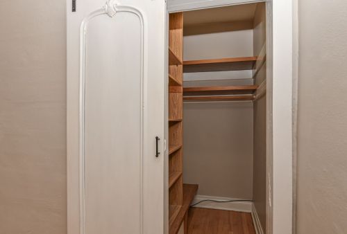 3115 Brisbane Ave, Milwaukee WI 53207-2605 exterior