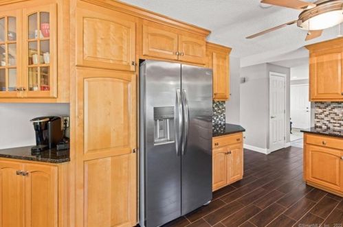 309 Pilgrim Ln, Southington CT  06489-1345 exterior