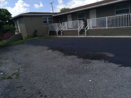 1133 30th St, West Palm Beach, FL 33404-3593