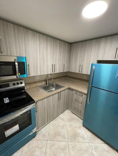 1755 60th St, Hialeah, FL 33012-8800