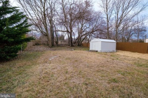 218 Commerce St, Woodstock VA  22664-1228 exterior