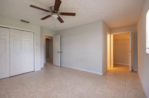 3441 Southern Pne Dr, Fort Pierce FL 34982-6542 exterior