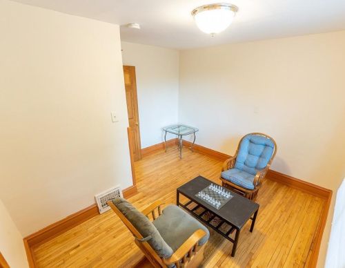 3918 Aldrich Ave, Minneapolis MN  55409-1414 exterior