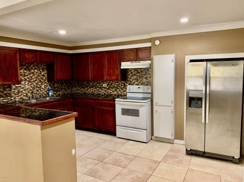 344 Pine Ave, Cocoa, FL 32922-6324