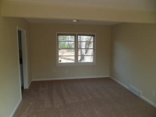5018 Kaye Rd, Memphis, TN 38117-5806