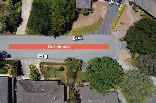 1880 Capistrano Way, Los Altos, CA 94024-6702