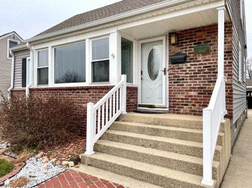 3911 Jewett Ave, Hammond, IN 46322-2243