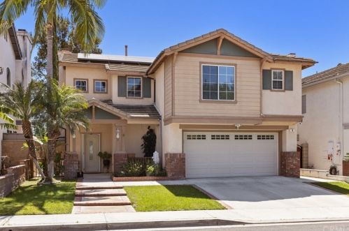 8 Dusty Trl, Trabuco Canyon, CA 92679-5344