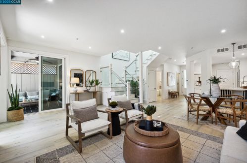 1370 Danville Blvd, Alamo CA  94507-1909 exterior