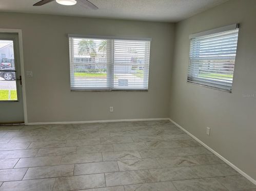 3733 97th Ter, Pinellas Park FL  33782-4050 exterior