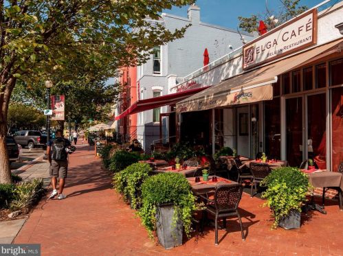 709 Capitol St, Washington DC 20003-1711 exterior