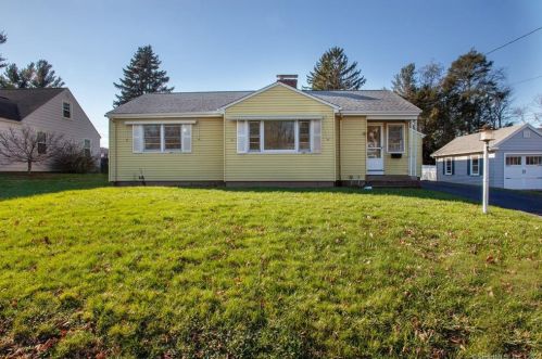 601 Hunting Hill Ave, Middletown, CT 06457-5245