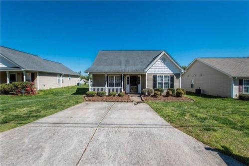 323 Wright St, Winston Salem, NC 27127-3953