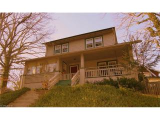 132 Forest Hill Dr, Asheville, NC 28803-2418