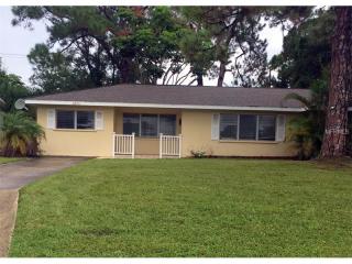 1805 30th St, Bradenton, FL 34205-3137